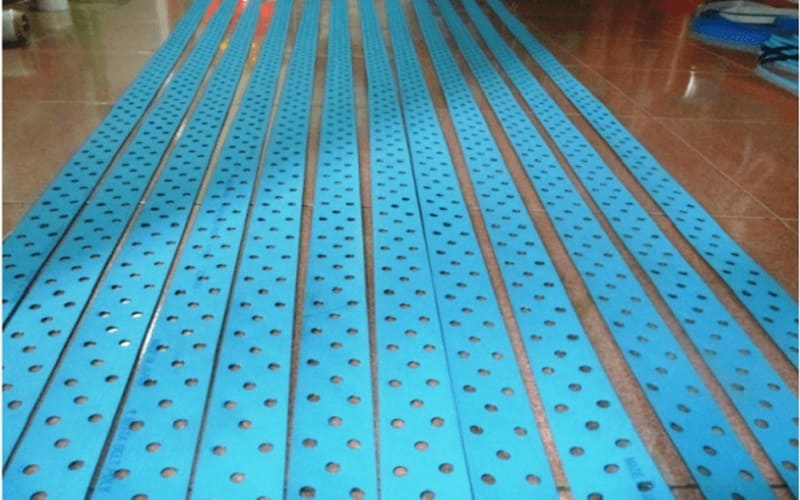dây đai đục lỗ